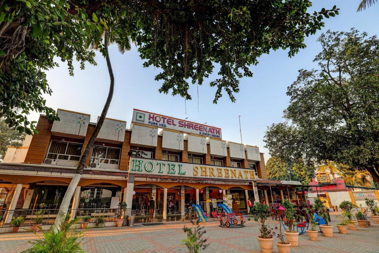 OYO 77491 Hotel Shreenath Valsad Exterior foto
